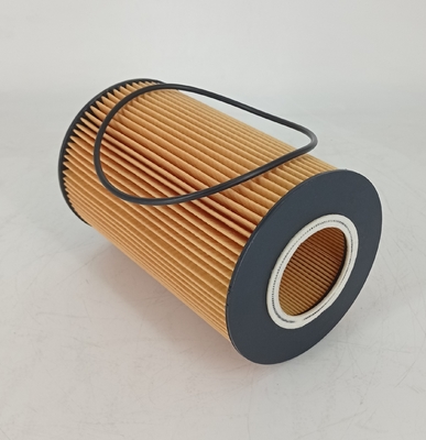 Engineering Machinery Engine Oil Filter HU13125X E422HD86 P550820 for Heavy Duty Truck